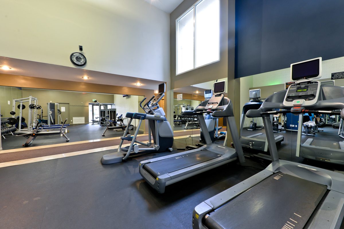 The Met Warner Center fitness center cardio equipment — Woodland Hills