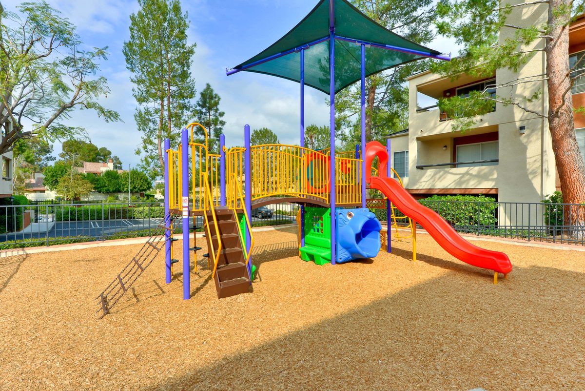 The Met Warner Center playground — Woodland Hills, CA condos