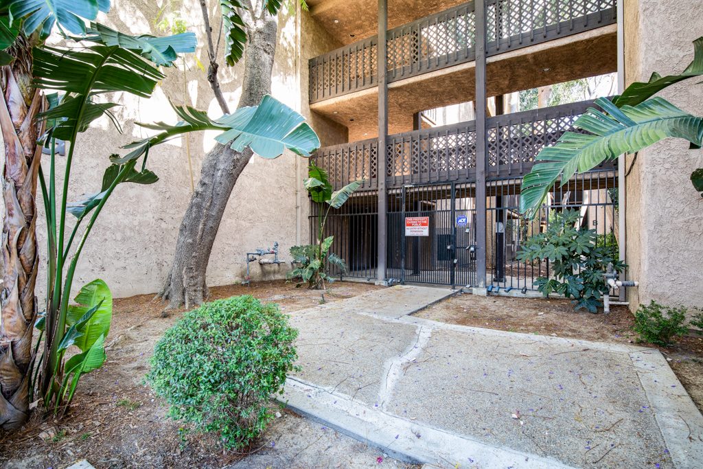 Warner West Burbank Blvd exterior balconies — Woodland Hills CA