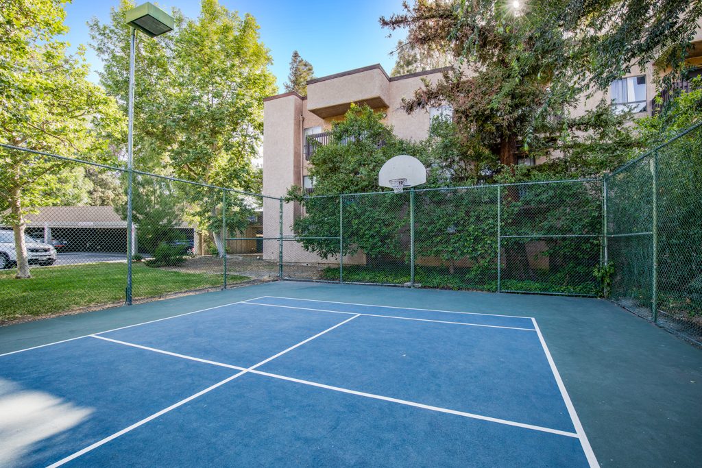 Warner West Burbank Blvd sport court — Woodland Hills condos